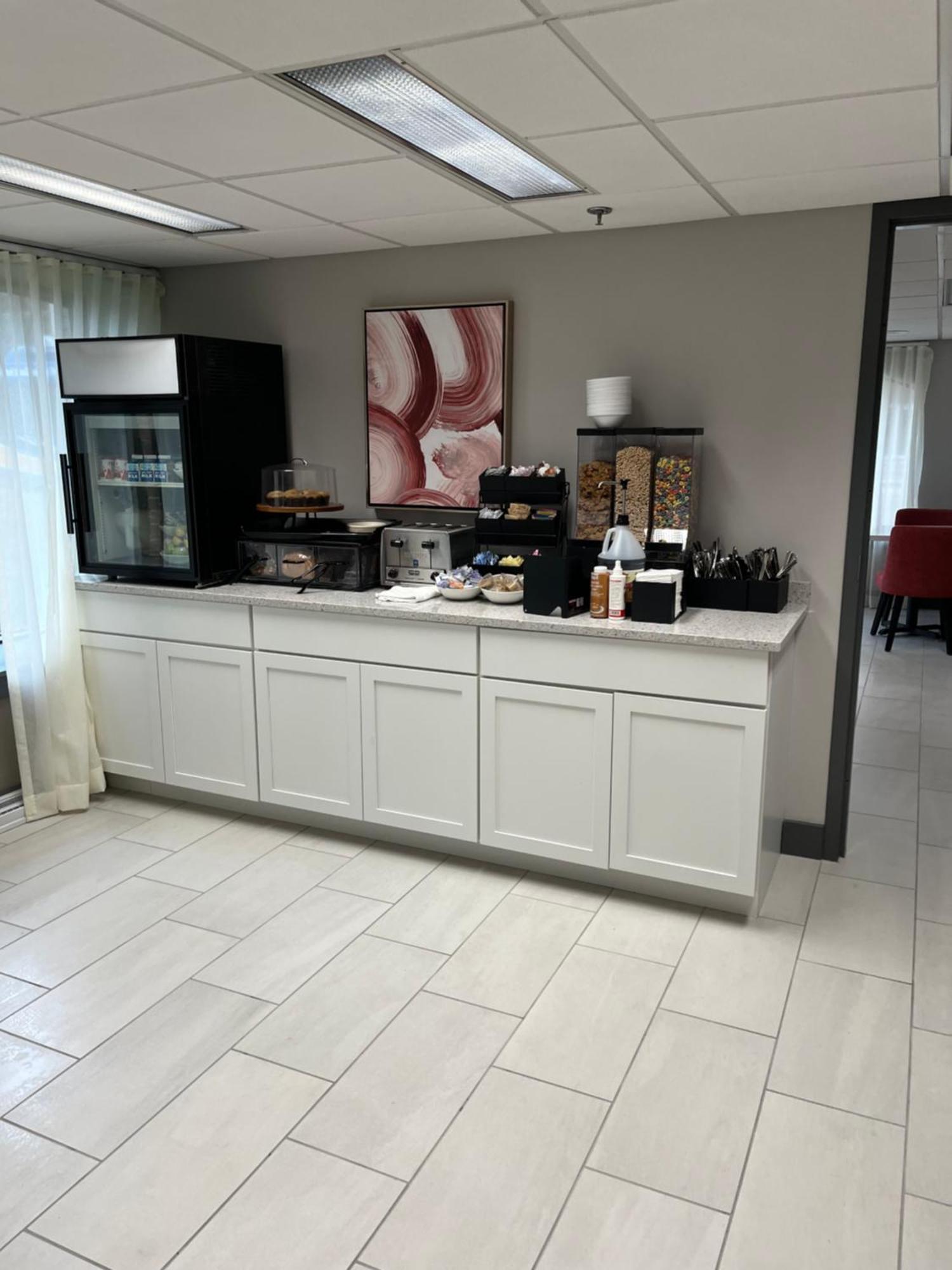 Ramada By Wyndham Milwaukee Hotel Екстериор снимка